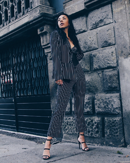 Michelle González feet photo 2