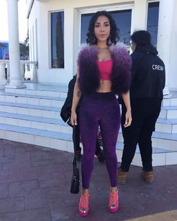 Michelle González feet photo 1