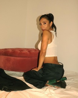 Michelle González feet photo 3