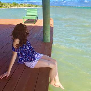 Michelle Harrison feet photo 8
