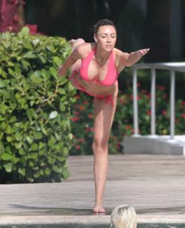 Michelle Heaton feet photo 1