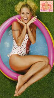 Michelle Hunziker feet photo thumbnail