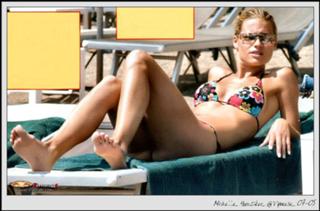 Michelle Hunziker feet photo thumbnail