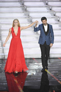 Michelle Hunziker feet photo thumbnail