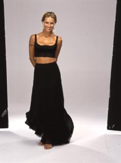 Michelle Hunziker feet photo thumbnail