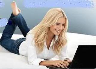 Michelle Hunziker feet photo thumbnail