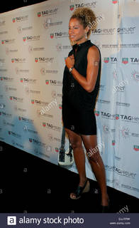 Michelle Hurd feet photo 7