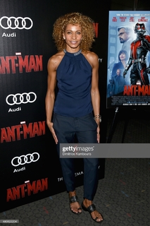 Michelle Hurd feet photo 17