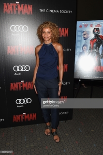Michelle Hurd feet photo 13