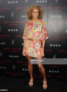 Michelle Hurd feet photo 10