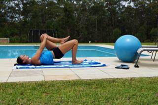 Michelle Jenneke feet photo thumbnail