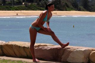 Michelle Jenneke feet photo thumbnail