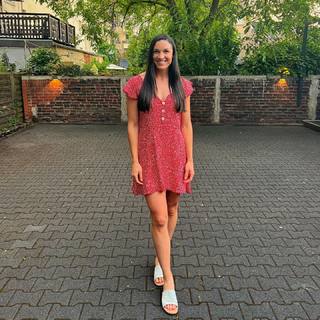 Michelle Jenneke feet photo thumbnail