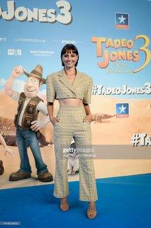 Michelle Jenner feet photo thumbnail