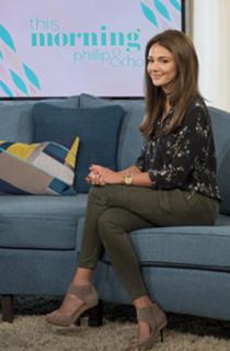 Michelle Keegan feet photo thumbnail