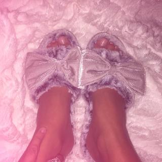 Michelle Keegan feet photo thumbnail