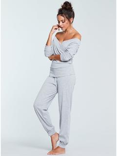 Michelle Keegan feet photo thumbnail