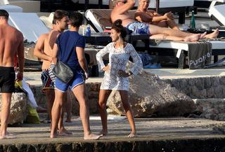 Michelle Keegan feet photo thumbnail
