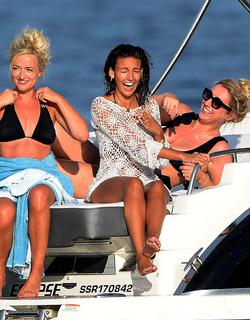Michelle Keegan feet photo thumbnail