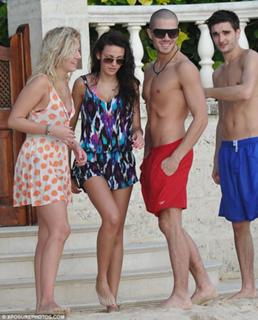 Michelle Keegan feet photo thumbnail