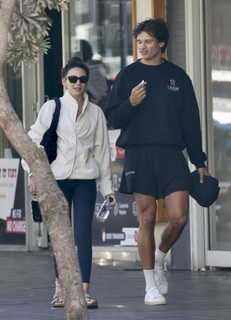 Michelle Keegan feet photo thumbnail