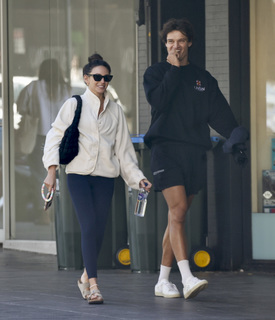 Michelle Keegan feet photo thumbnail