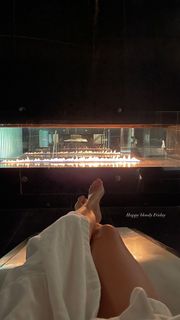 Michelle Keegan feet photo thumbnail