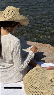 Michelle Keegan feet photo 3