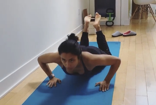 Michelle Khare feet photo 10