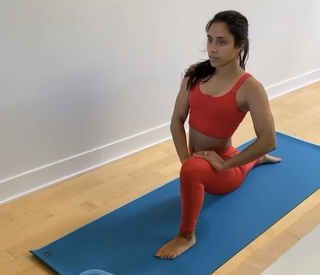 Michelle Khare feet photo 4