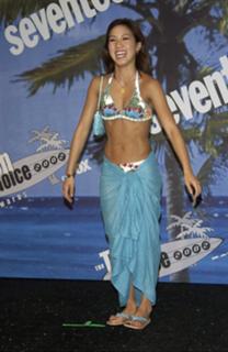 Michelle Kwan feet photo 14