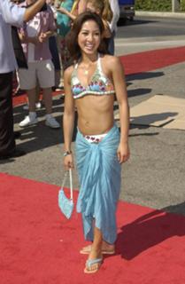 Michelle Kwan feet photo 13