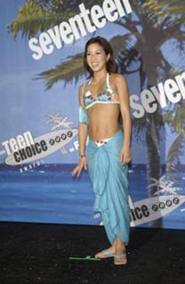 Michelle Kwan feet photo 12