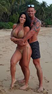 Michelle Lewin feet photo thumbnail