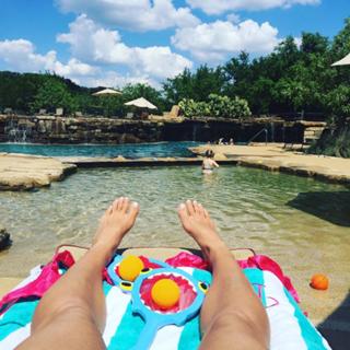 Michelle McCool feet photo thumbnail
