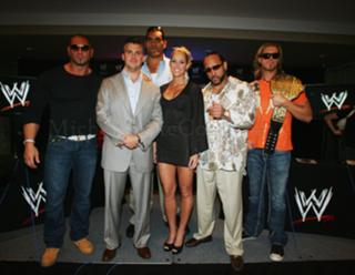 Michelle McCool feet photo thumbnail