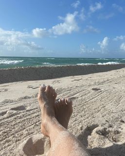 Michelle Miller feet photo 13
