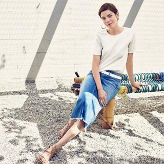 Michelle Monaghan feet photo thumbnail