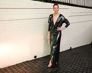 Michelle Monaghan feet photo thumbnail