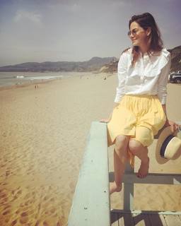 Michelle Monaghan feet photo thumbnail