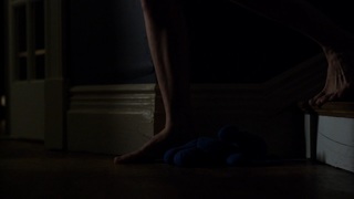 Michelle Monaghan feet photo thumbnail