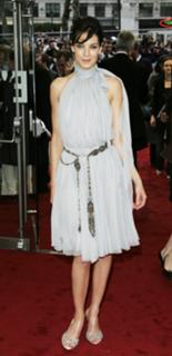 Michelle Monaghan feet photo thumbnail