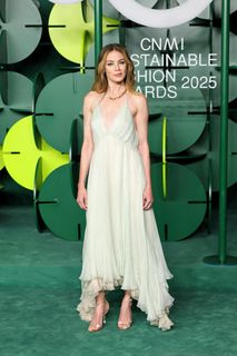 Michelle Monaghan feet photo thumbnail