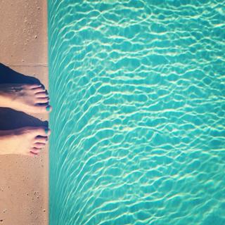 Michelle Mylett feet photo thumbnail