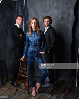 Michelle Mylett feet photo thumbnail