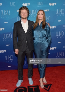 Michelle Mylett feet photo thumbnail