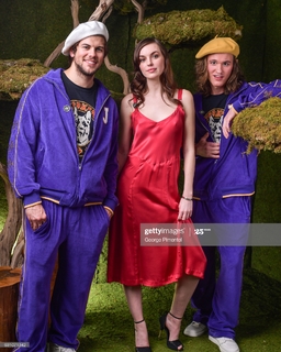 Michelle Mylett feet photo thumbnail