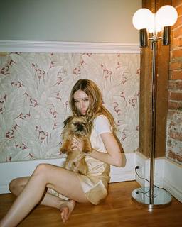 Michelle Mylett feet photo thumbnail