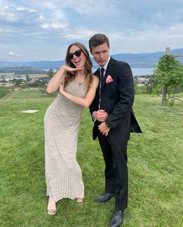 Michelle Mylett feet photo thumbnail