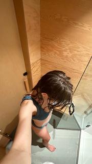 Michelle Mylett feet photo thumbnail